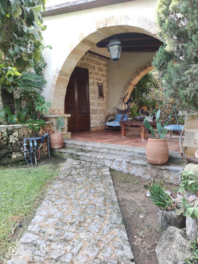 Casolare Giummari Bed and Breakfast Carini Buitenkant foto