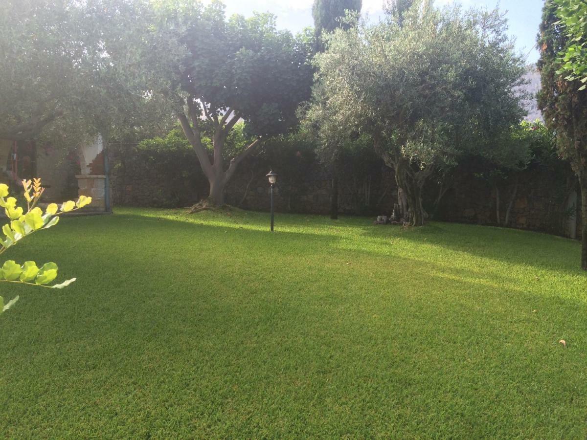 Casolare Giummari Bed and Breakfast Carini Buitenkant foto