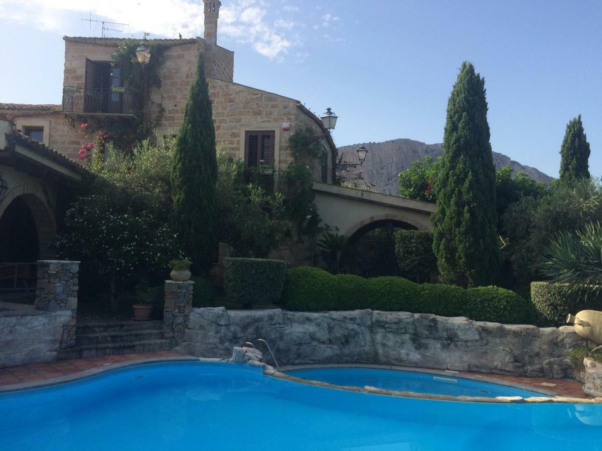 Casolare Giummari Bed and Breakfast Carini Buitenkant foto