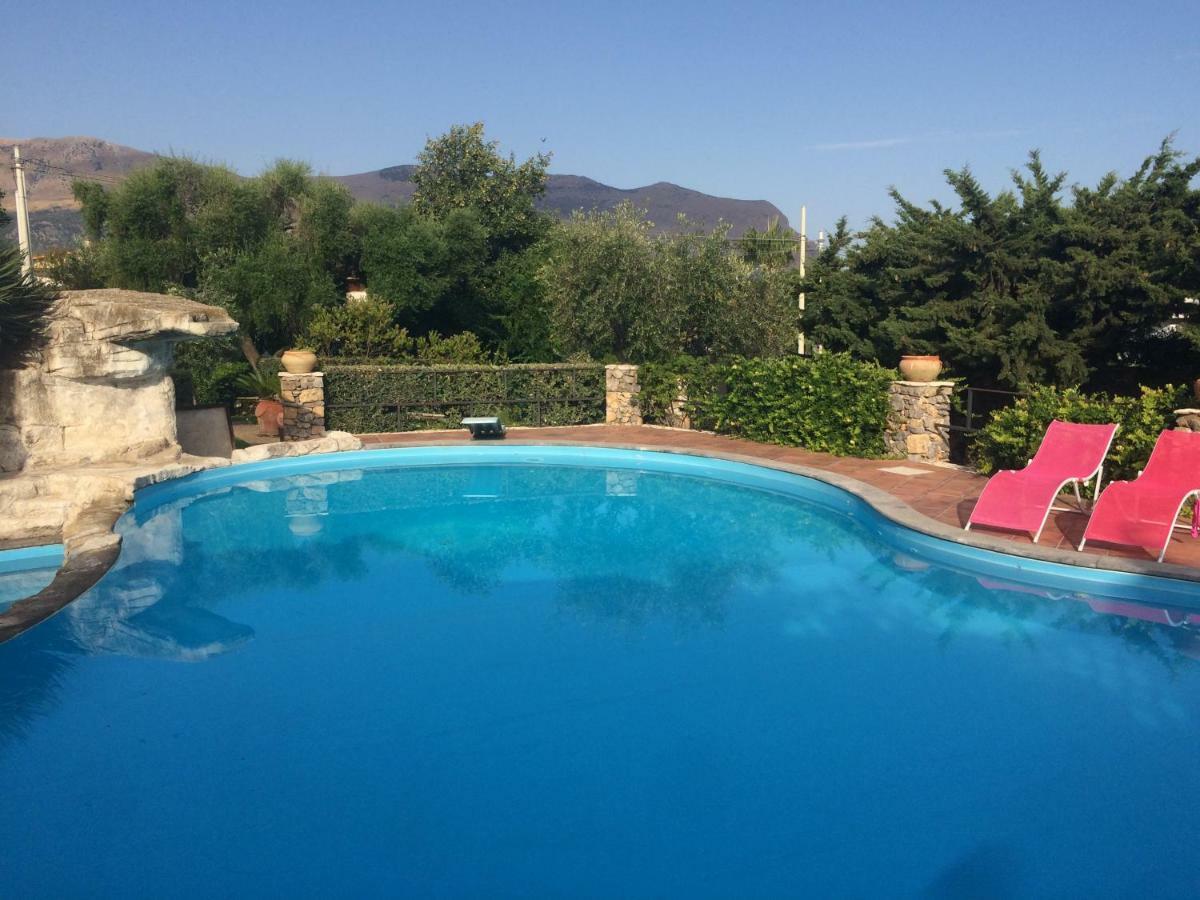 Casolare Giummari Bed and Breakfast Carini Buitenkant foto