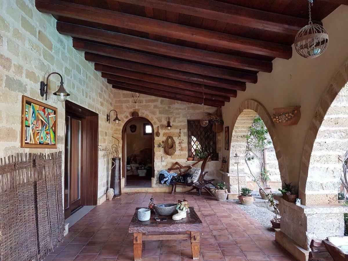 Casolare Giummari Bed and Breakfast Carini Buitenkant foto